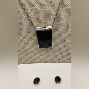 Onyx necklace and earrings